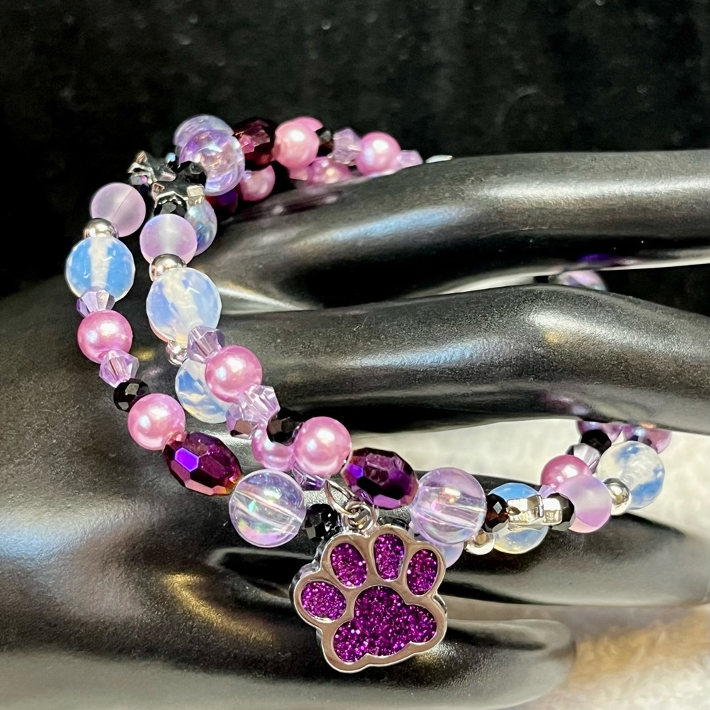 💜dog mom Memory wire cuff bracelet